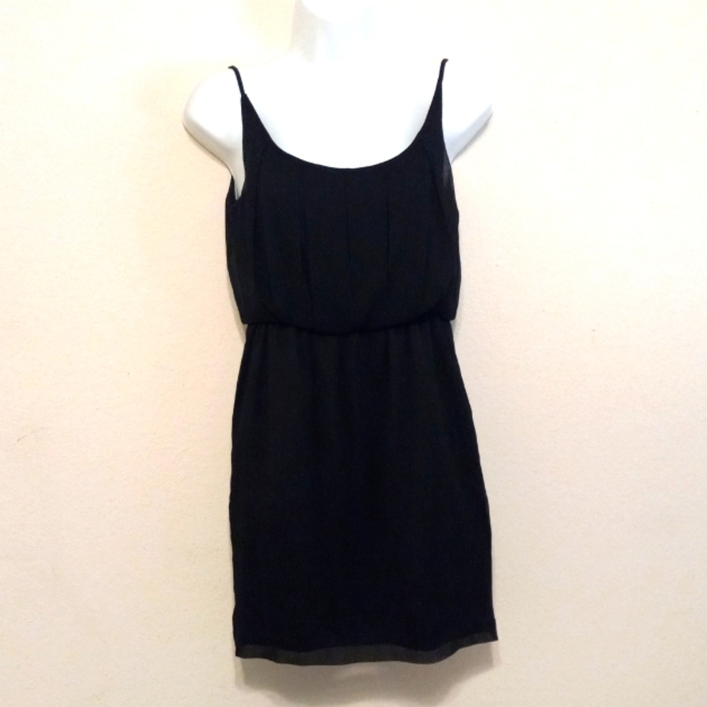 NWOT BCBG MAX AZRIA (XS)  Black Mini Dress "Wow - That Little Black Dress"